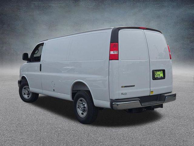 New 2026 Chevrolet Express 2500 w/ Driver Convenience Package RWD image 16