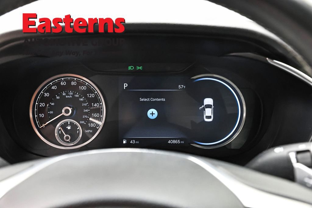 Used 2023 Genesis G70 2.0T AWD/4WD image 18
