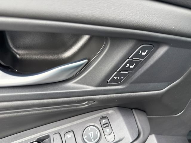Used 2025 Honda Accord EX-L image 11