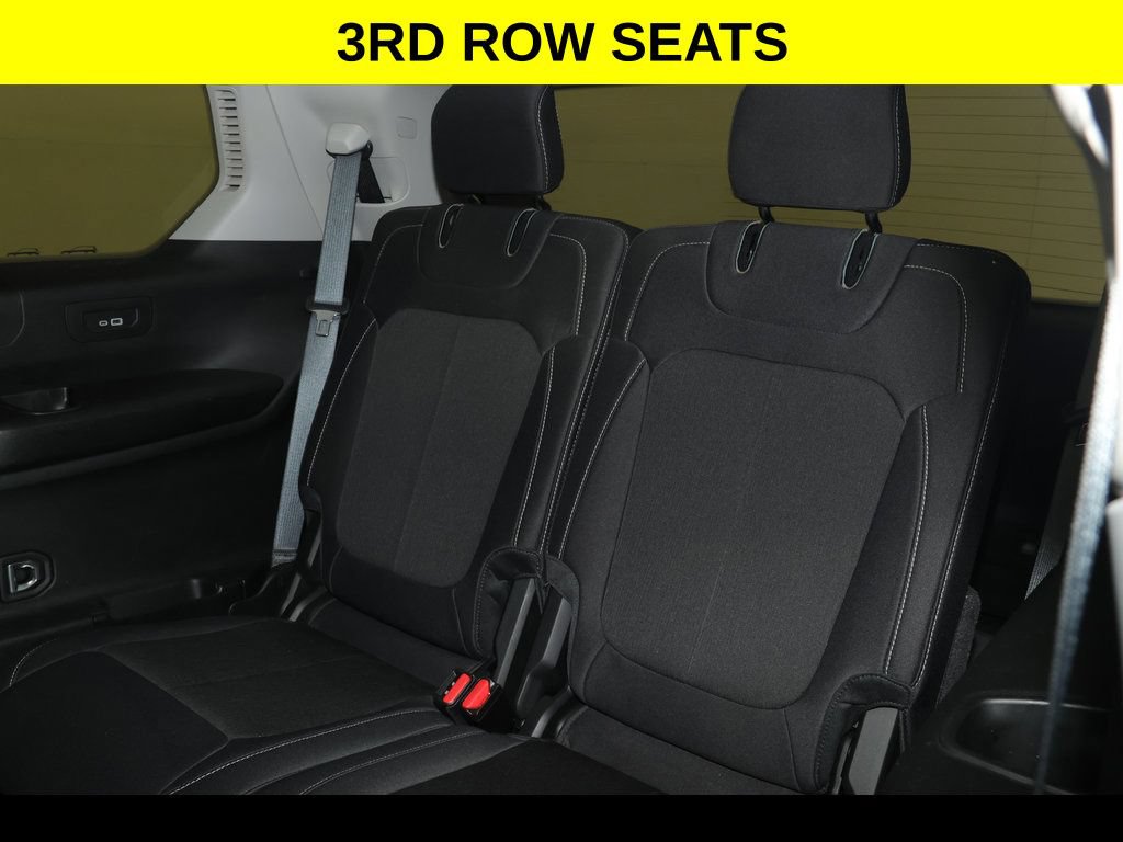 Certified 2023 Jeep Grand Cherokee L Laredo w/ Luxury Tech Group I AWD/4WD image 14