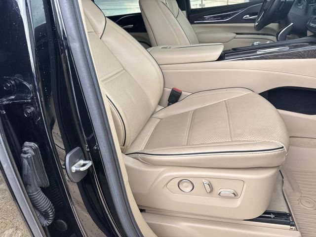 Used 2021 Cadillac Escalade Premium Luxury RWD image 28