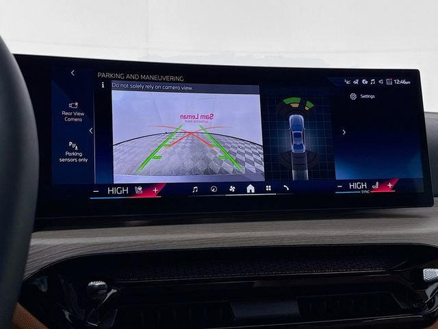 Used 2026 BMW 330i xDrive Sedan w/ Premium Package image 14