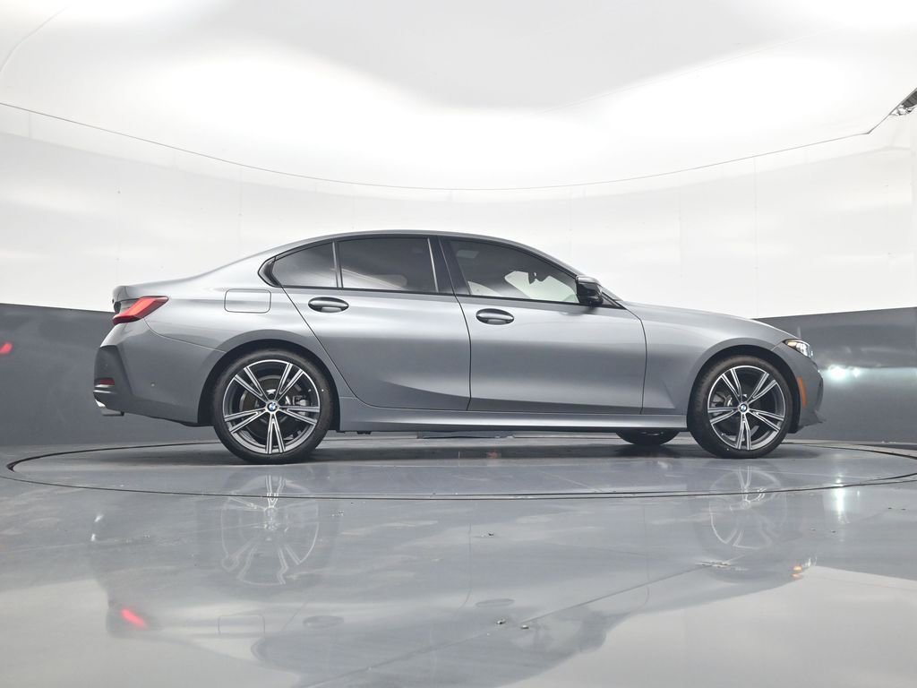 Used 2023 BMW 330i xDrive Sedan w/ Premium Package image 24