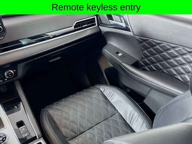 Used 2022 Mitsubishi Outlander SEL image 24