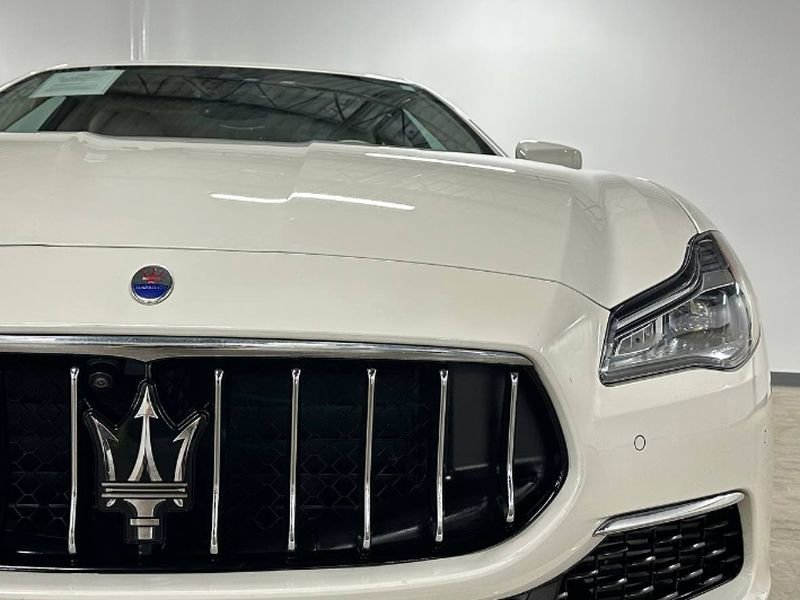 Used 2019 Maserati Quattroporte S GranLusso image 5