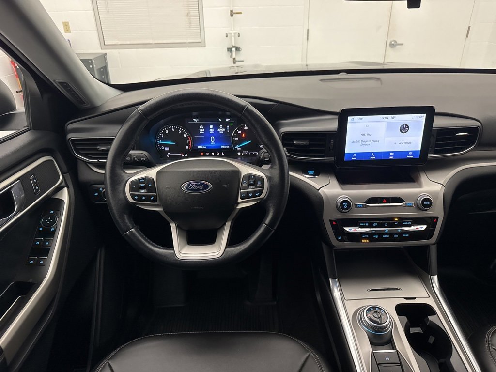 Used 2022 Ford Explorer XLT image 21