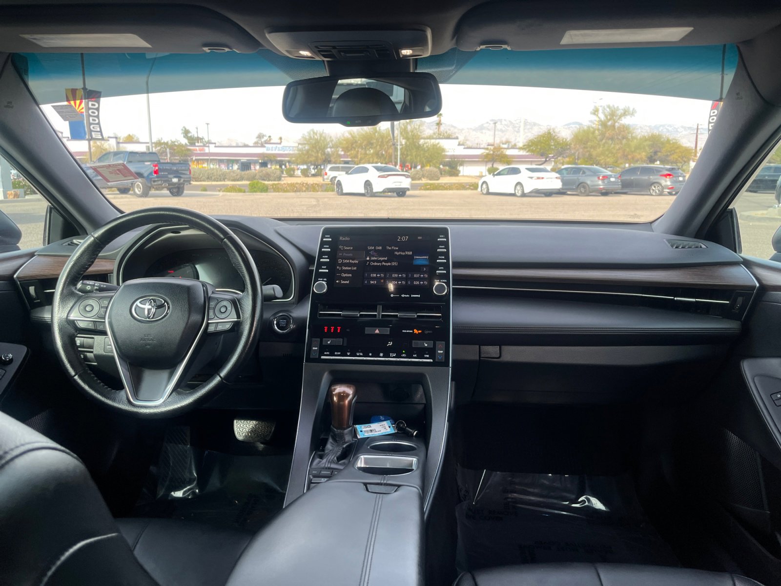 Used 2020 Toyota Avalon XLE image 20