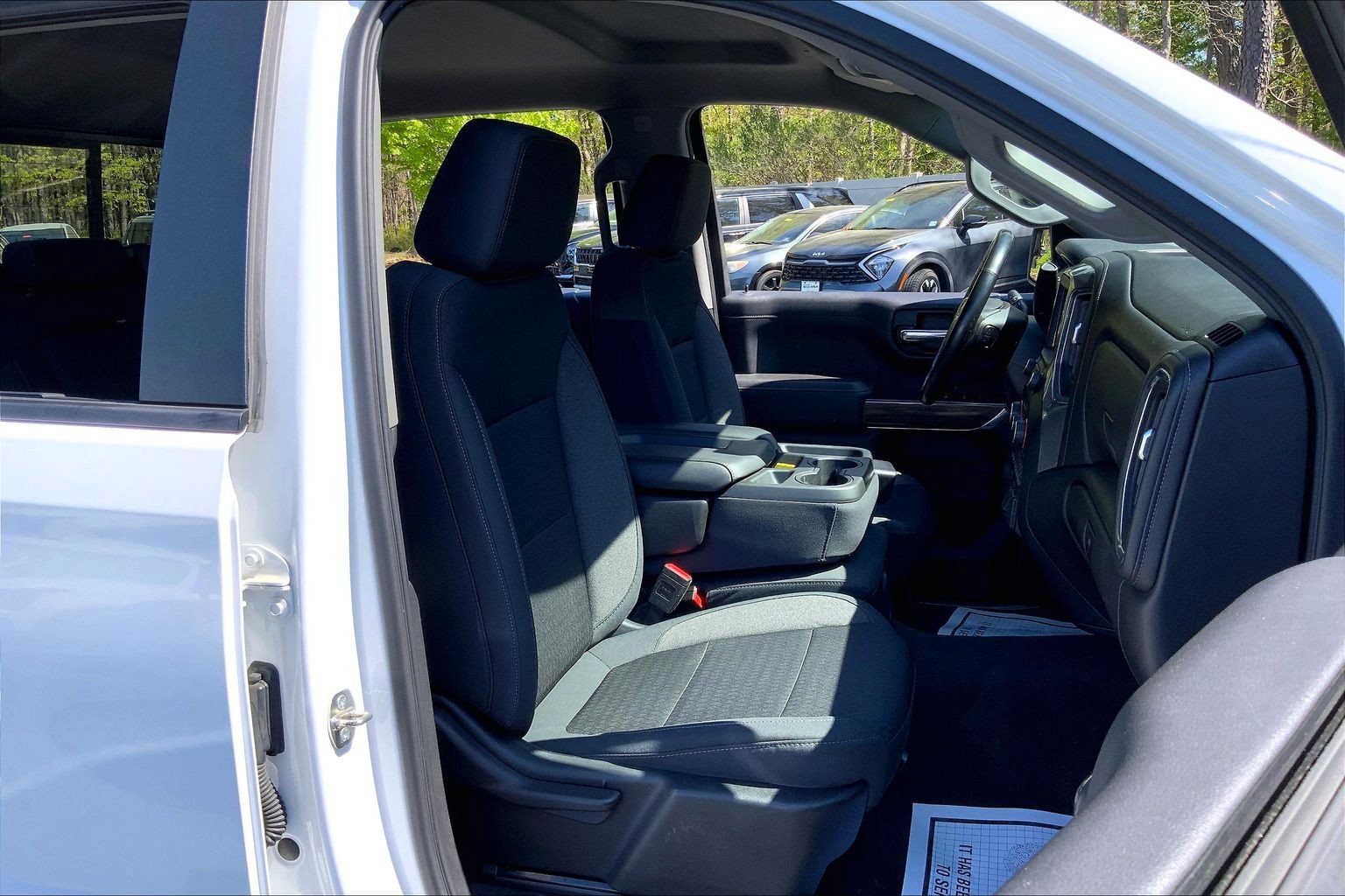 Used 2020 Chevrolet Silverado 1500 LT w/ All-Star Edition AWD/4WD image 10