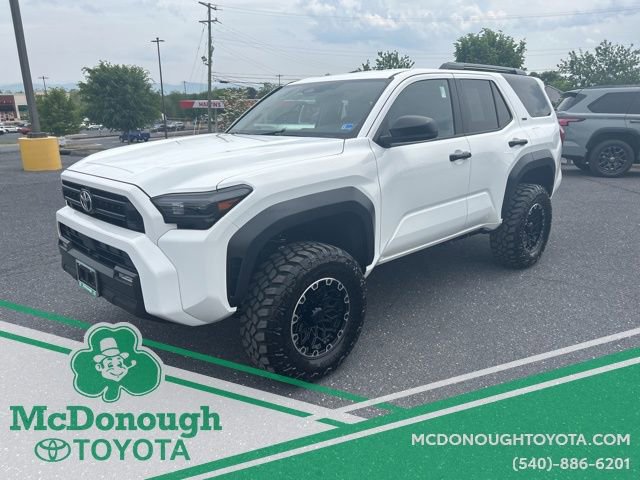 Used 2025 Toyota 4Runner SR5 AWD/4WD image 1