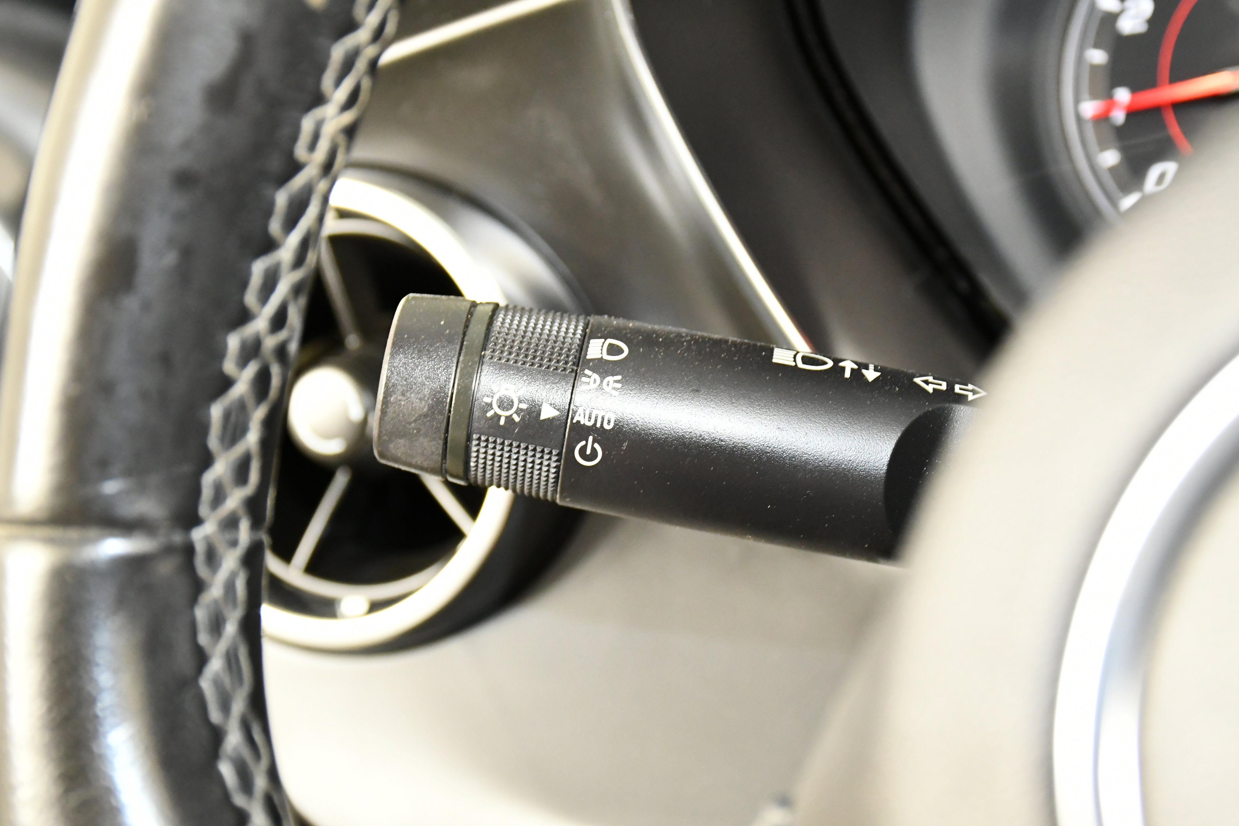 Used 2020 Chevrolet Camaro LT image 26