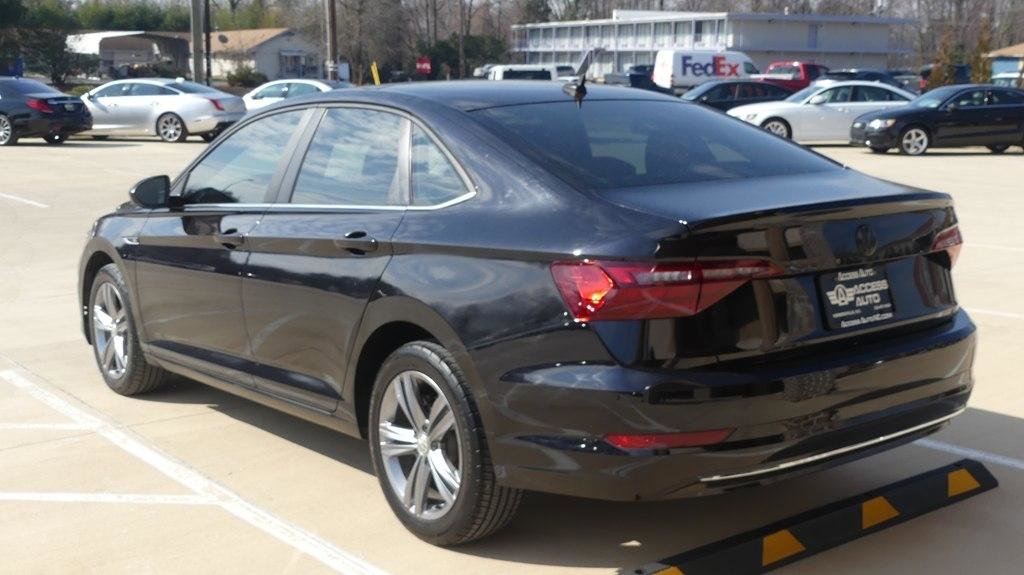 Used 2020 Volkswagen Jetta SEL image 3