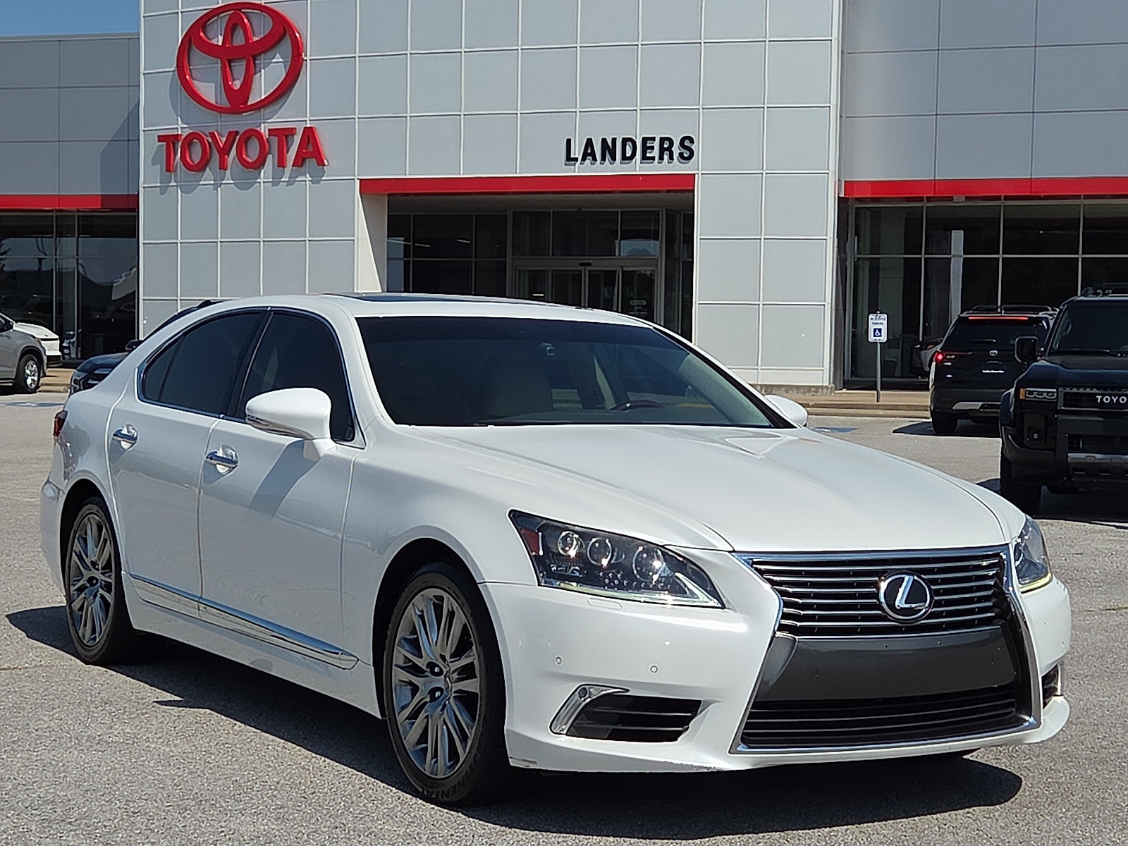 Used 2013 Lexus LS 460 w/ Comfort Pkg