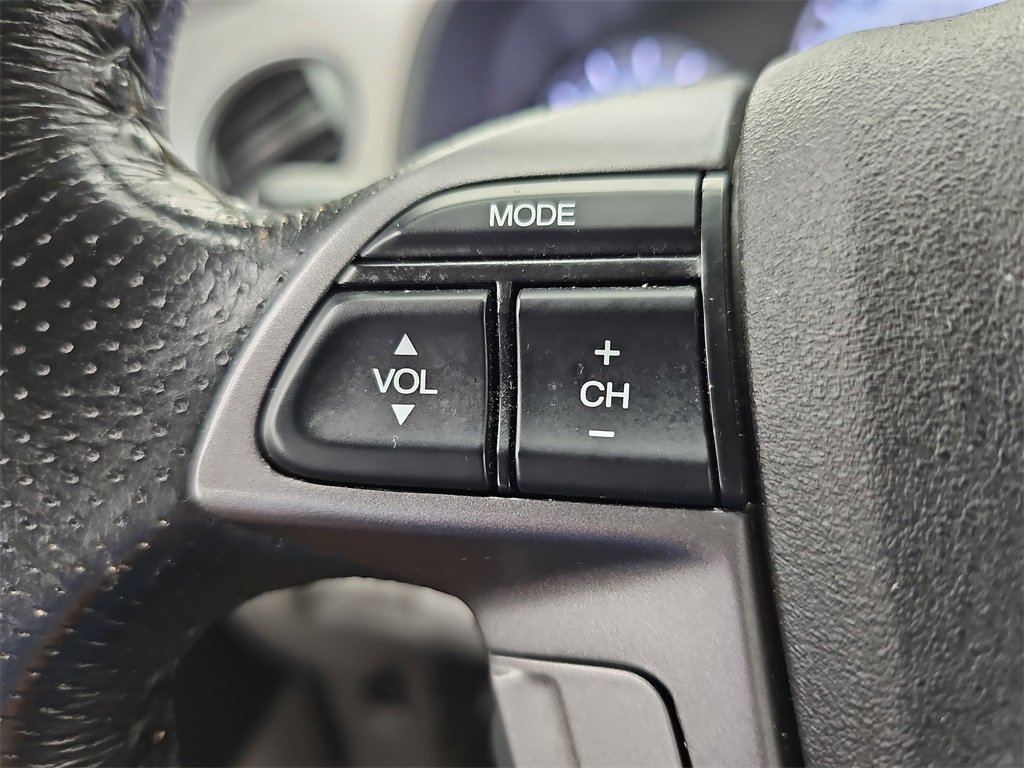 Used 2015 Honda Pilot Touring image 25