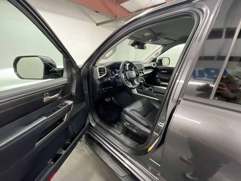 Used 2022 Toyota Tundra SR5 image 10