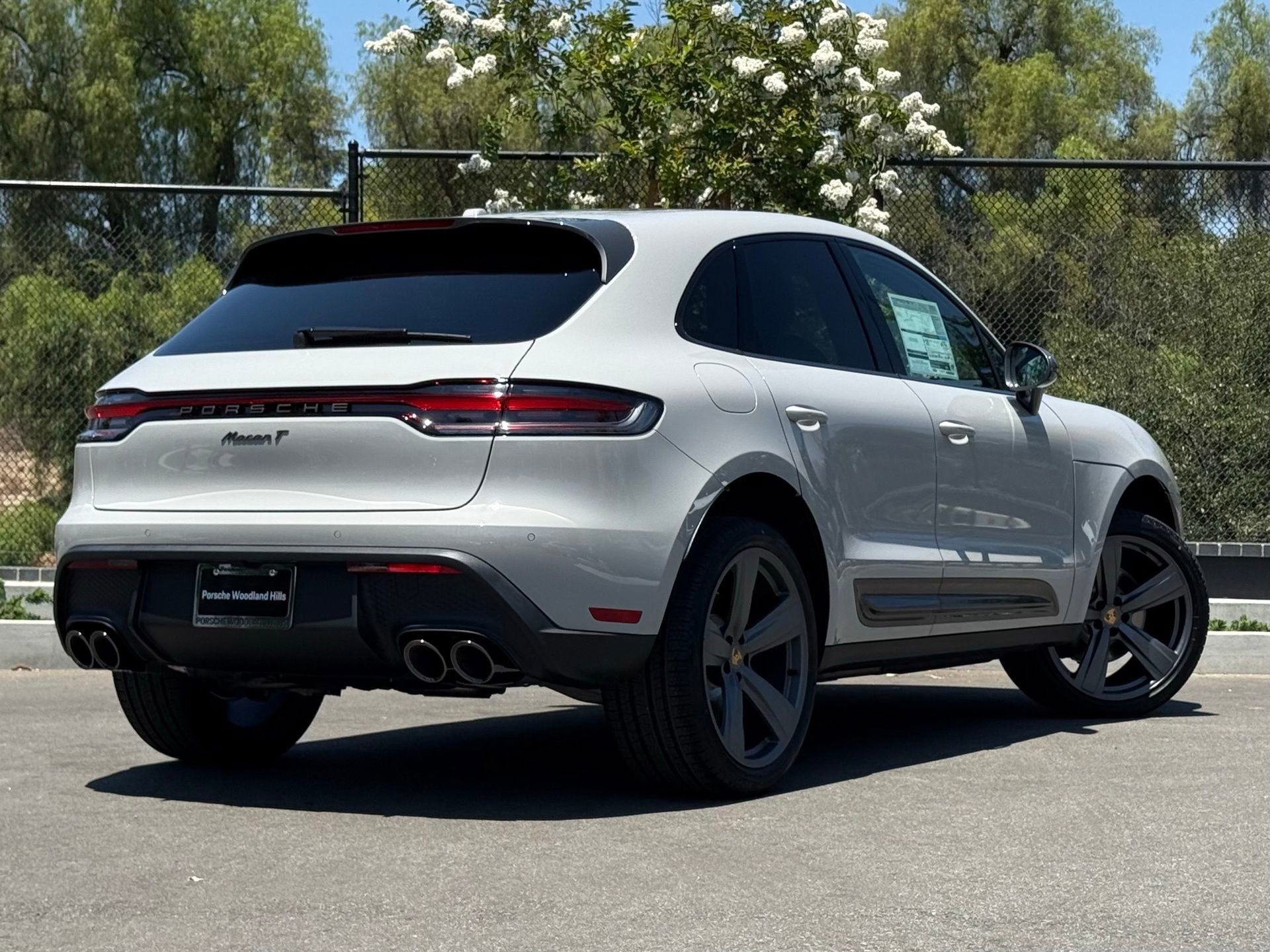 Used 2025 Porsche Macan image 7