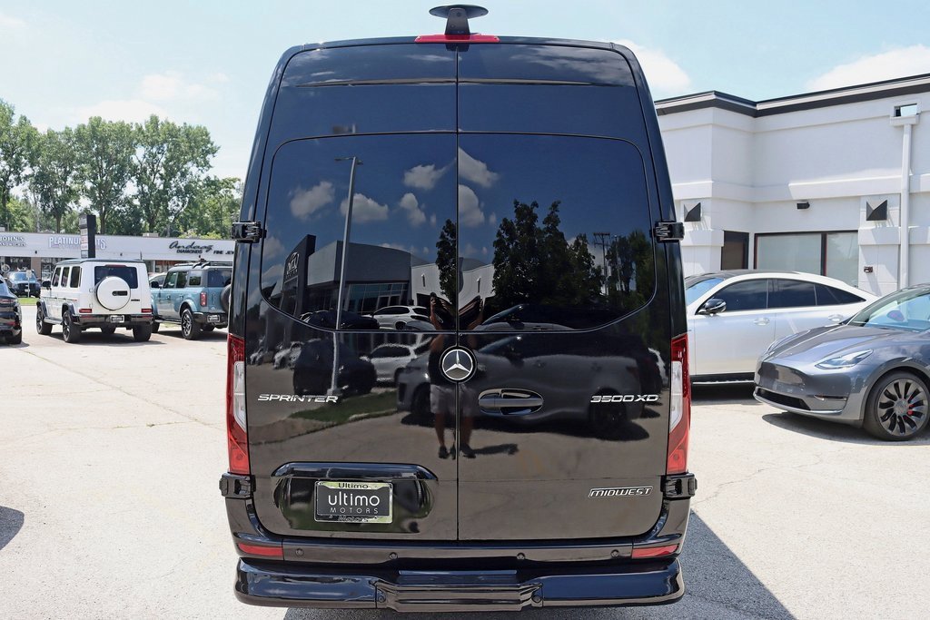 Used 2024 Mercedes-Benz Sprinter 3500 image 13