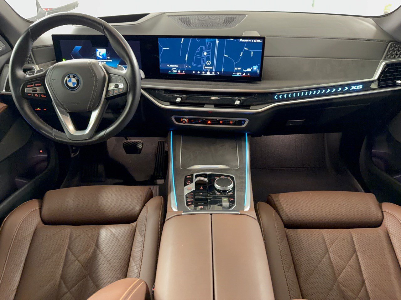 Certified 2024 BMW X5 xDrive50e w/ Premium Package AWD/4WD image 17