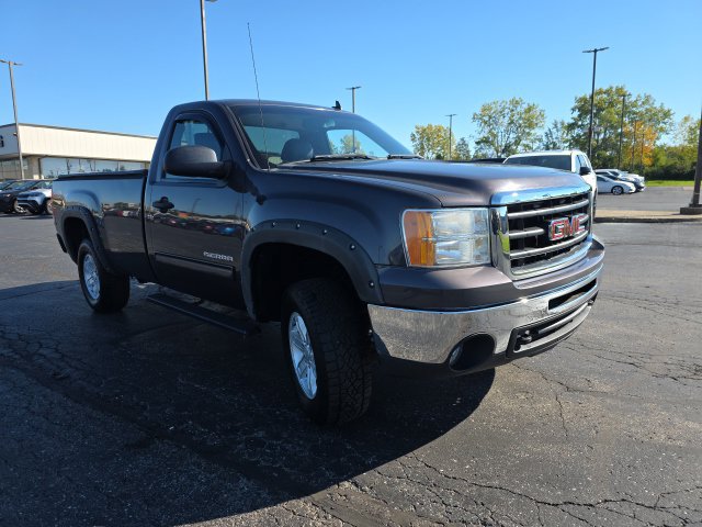 Used 2011 GMC Sierra 1500 SLE w/ SLE Preferred Package AWD/4WD image 8