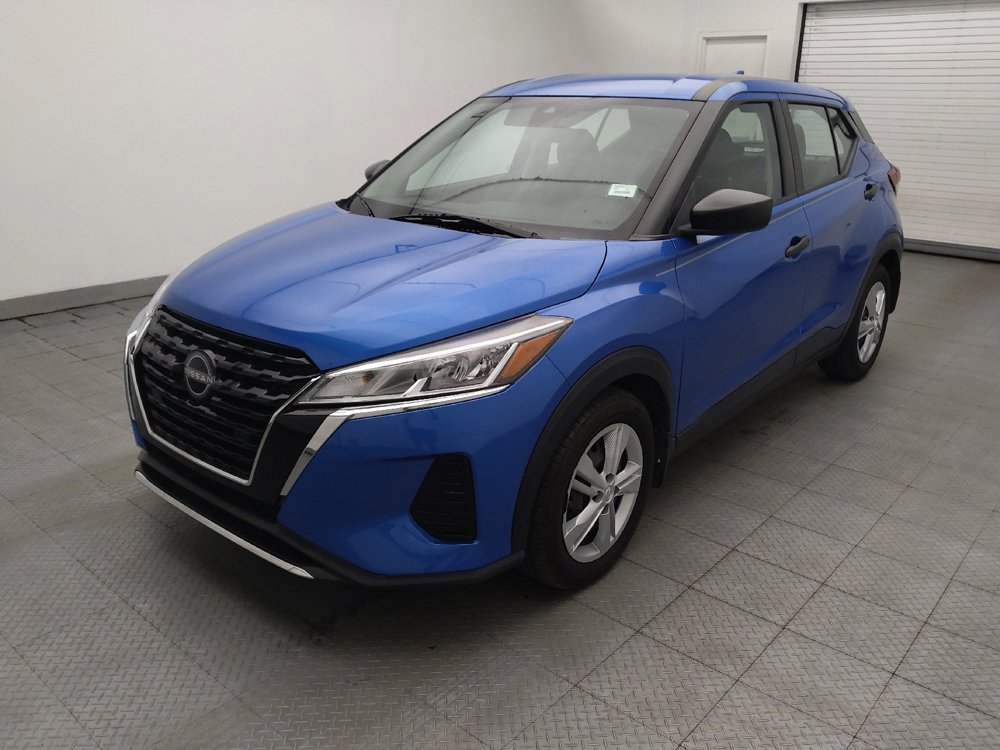 Used 2021 Nissan Kicks S FWD image 2