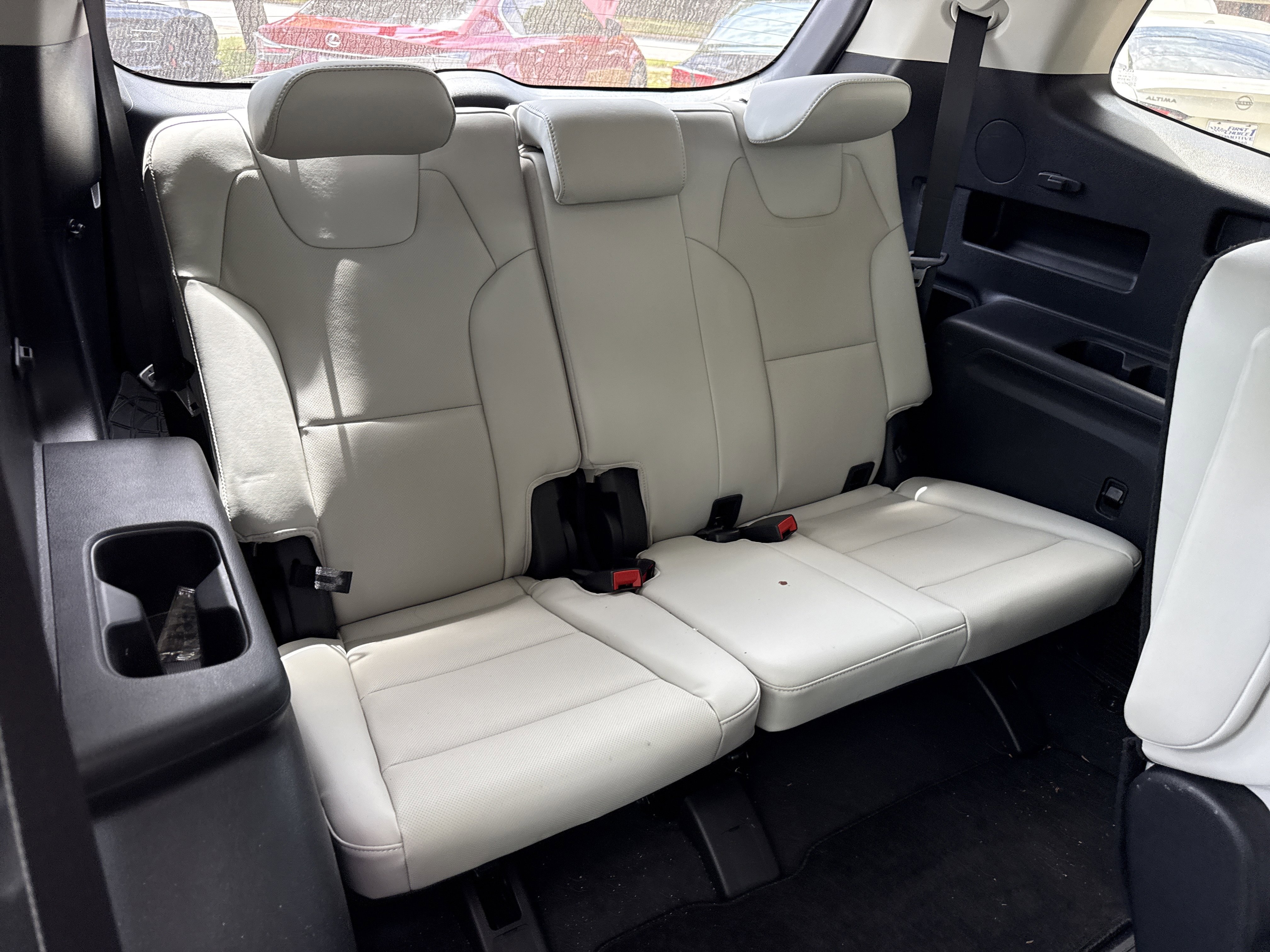 Used 2025 Kia Telluride S image 35