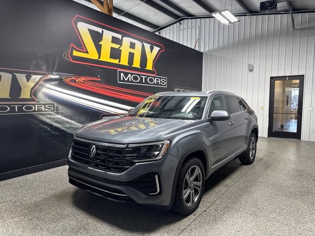 Used 2024 Volkswagen Atlas Cross Sport SEL R-Line AWD/4WD image 1
