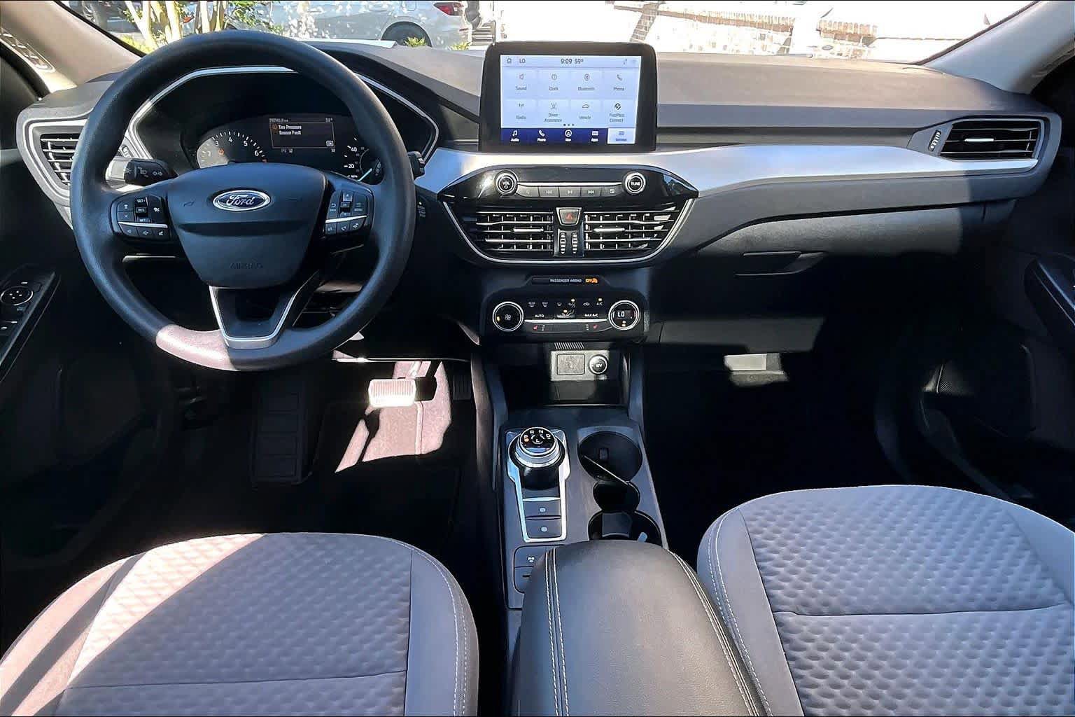 Used 2020 Ford Escape SE image 16