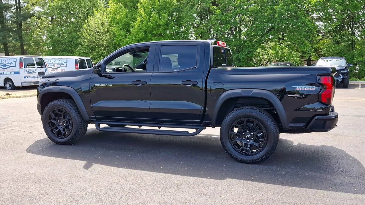 New 2026 Chevrolet Colorado Trail Boss AWD/4WD image 8