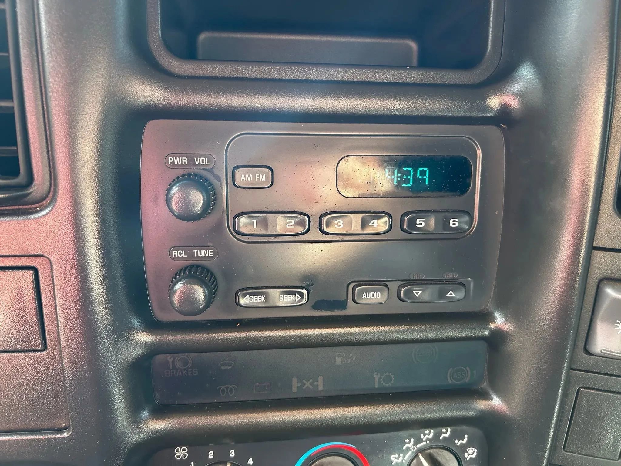 Used 2004 Chevrolet Kodiak C4500 2WD Regular Cab image 20