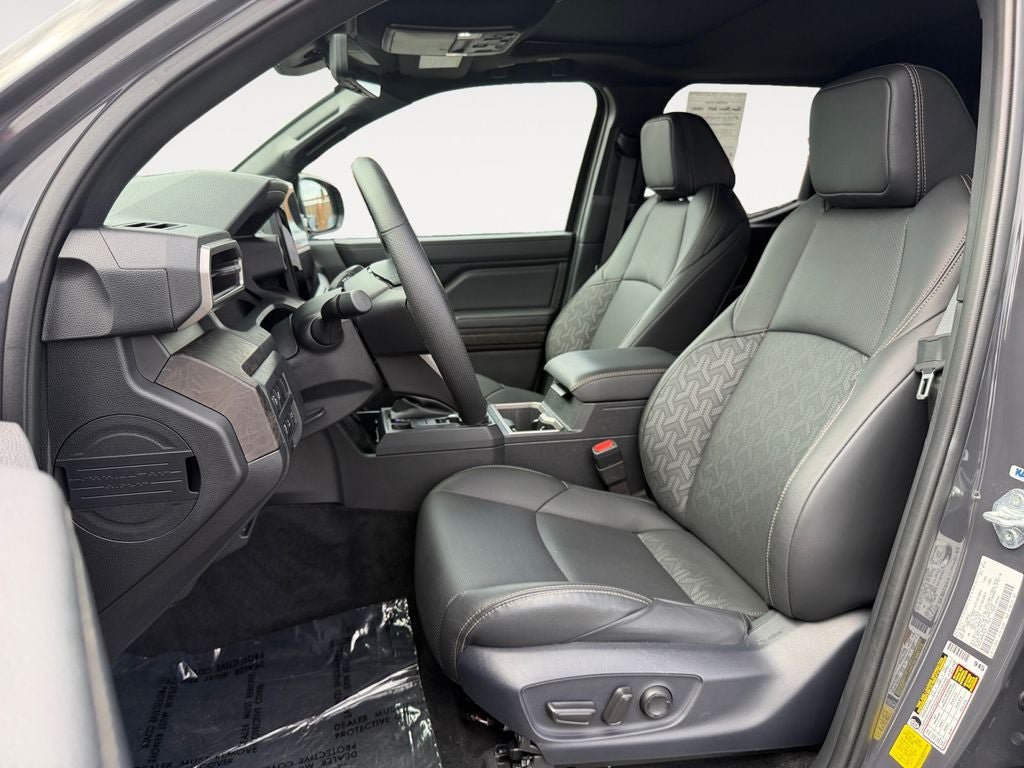 Used 2024 Toyota Tacoma Limited w/ Limited Package (LT) AWD/4WD image 6
