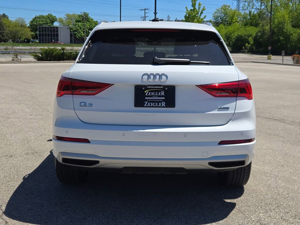 Used 2023 Audi Q3 2.0T Premium AWD/4WD image 12