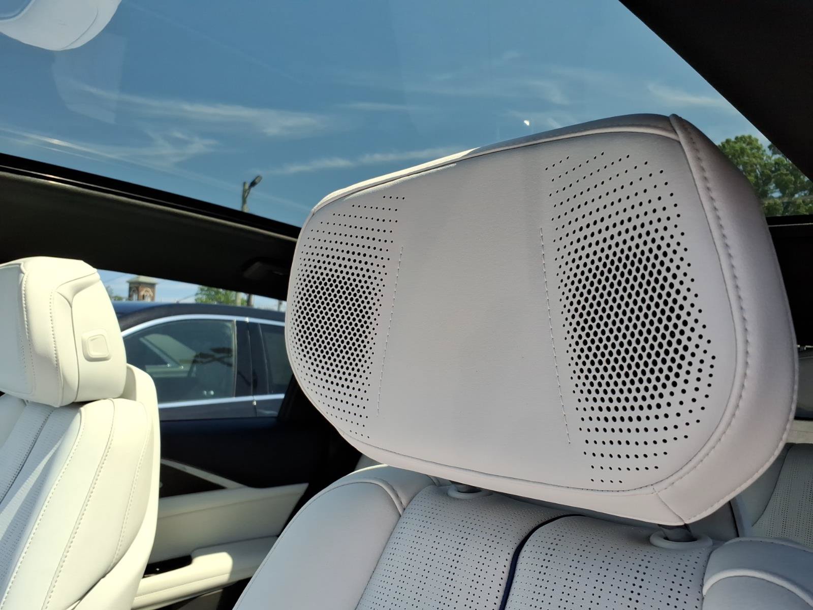 Certified 2024 Cadillac Lyriq Luxury w/ LPO, Floor Liner Package AWD/4WD image 19
