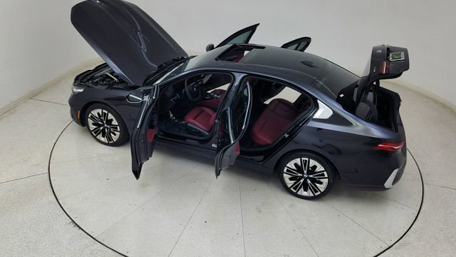 Used 2026 BMW 540i xDrive image 91