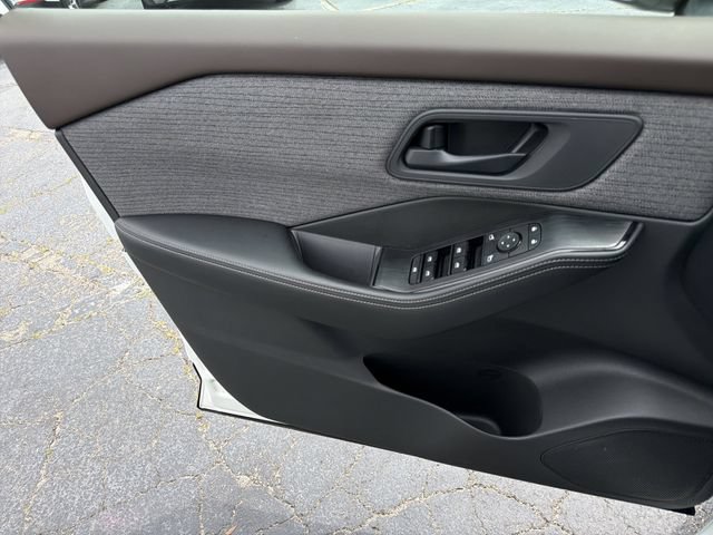 Certified 2022 Nissan Rogue S FWD image 24