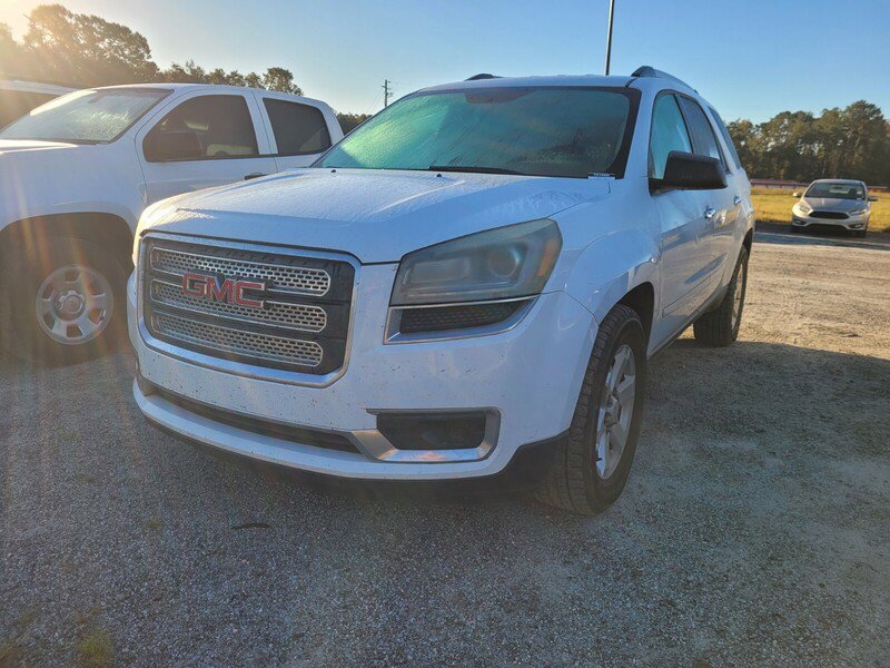 Used 2016 GMC Acadia SLE image 3