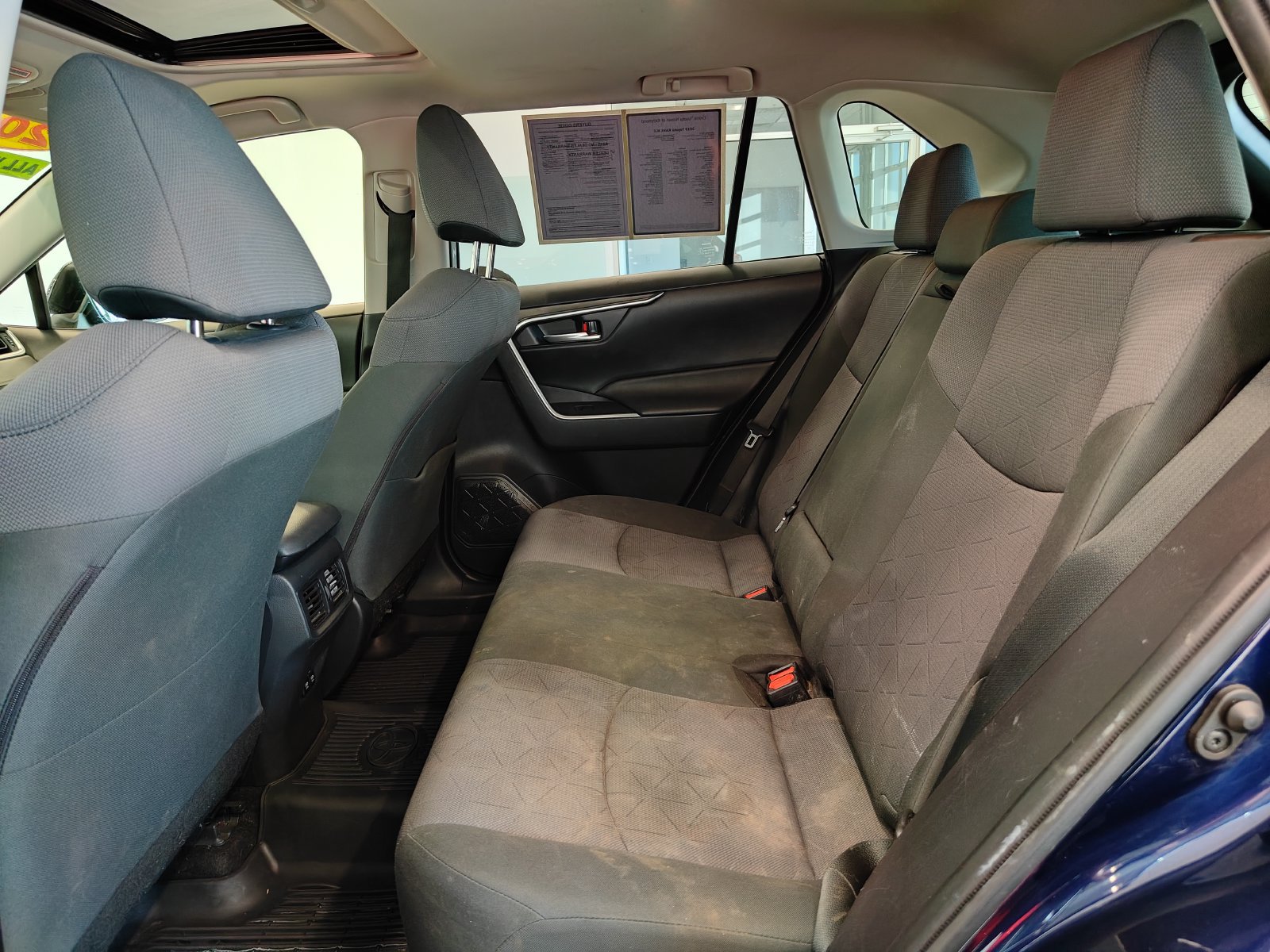 Used 2019 Toyota RAV4 XLE w/ Convenience Package AWD/4WD image 11