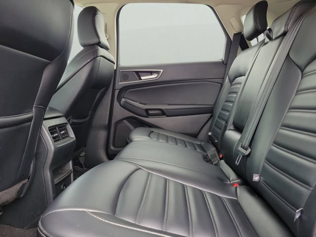 Used 2024 Ford Edge SEL AWD/4WD image 15