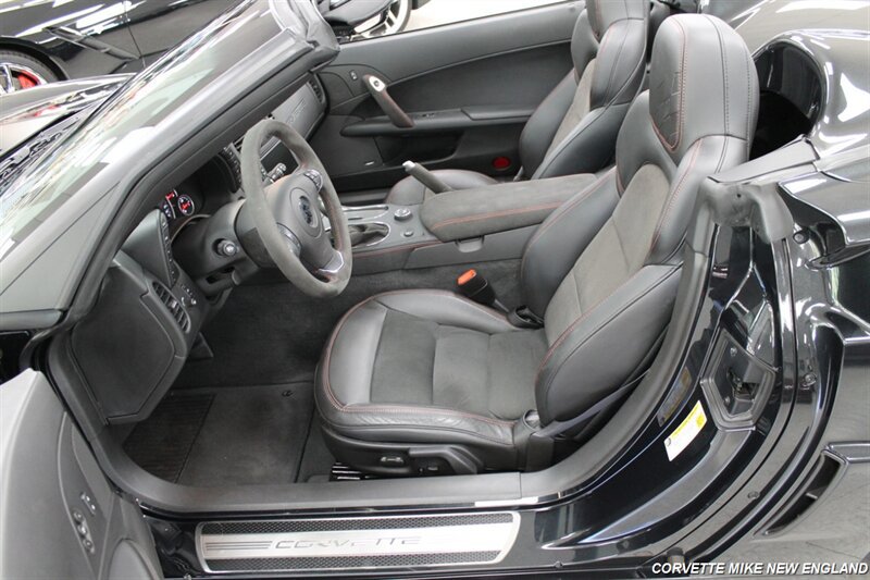 Used 2012 Chevrolet Corvette Grand Sport w/ 3LT Preferred Equipment Group RWD image 36