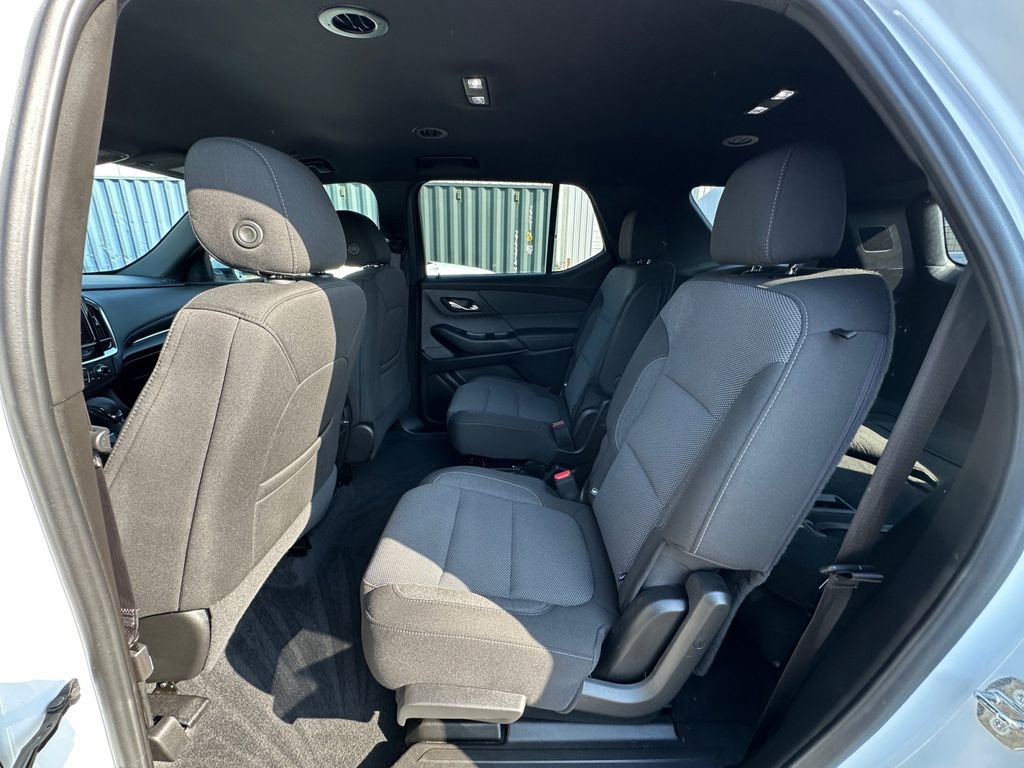Used 2023 Chevrolet Traverse LT AWD/4WD image 22