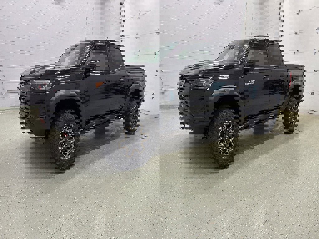 New 2026 Chevrolet Colorado ZR2 w/ Technology Package image 7