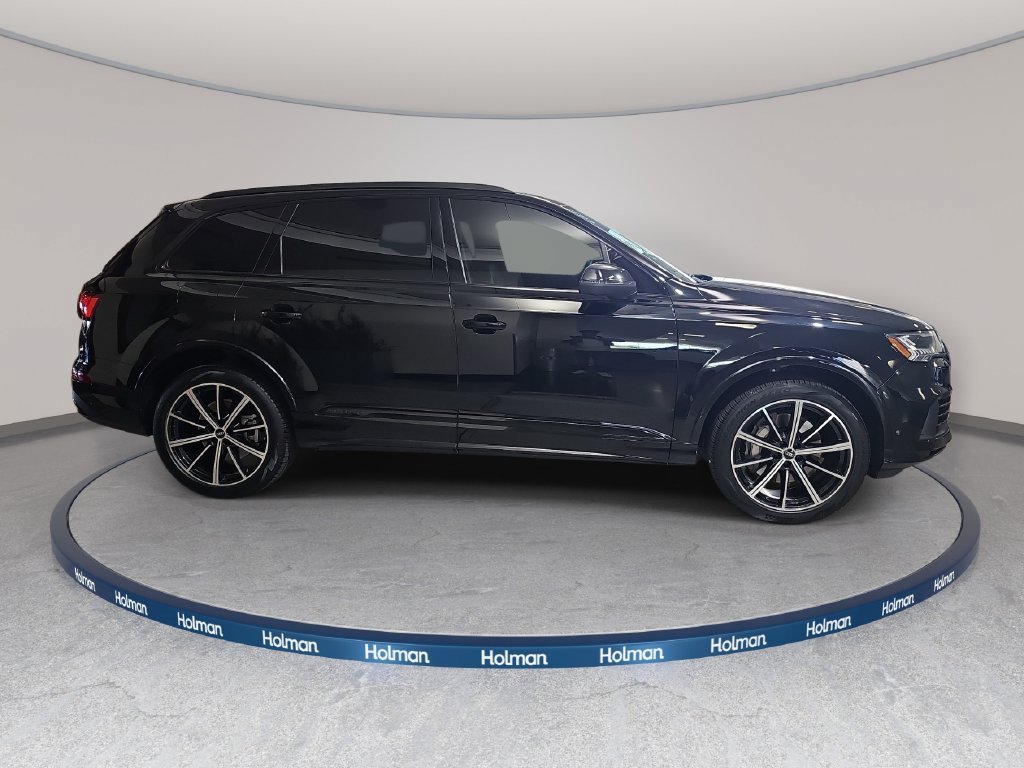 Used 2022 Audi Q7 3.0T Premium Plus w/ Premium Plus Package AWD/4WD image 5