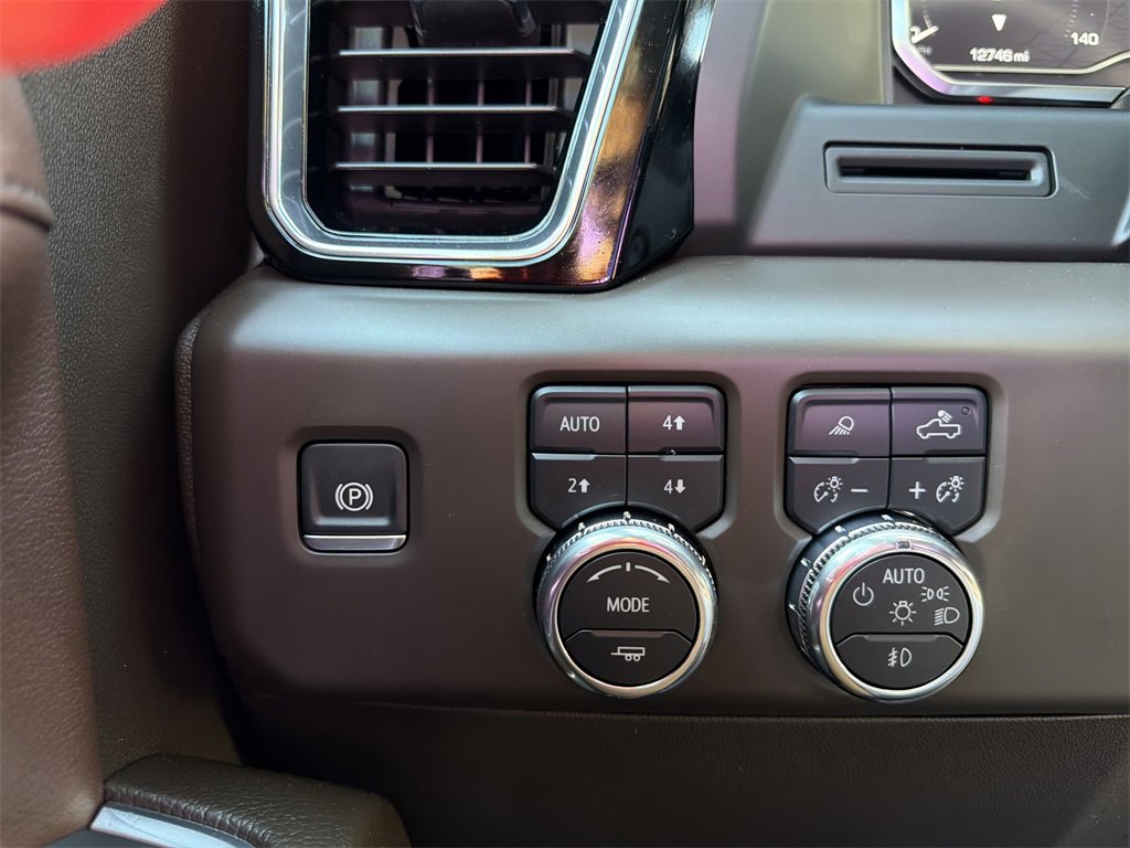 Used 2025 GMC Sierra 1500 Denali image 25