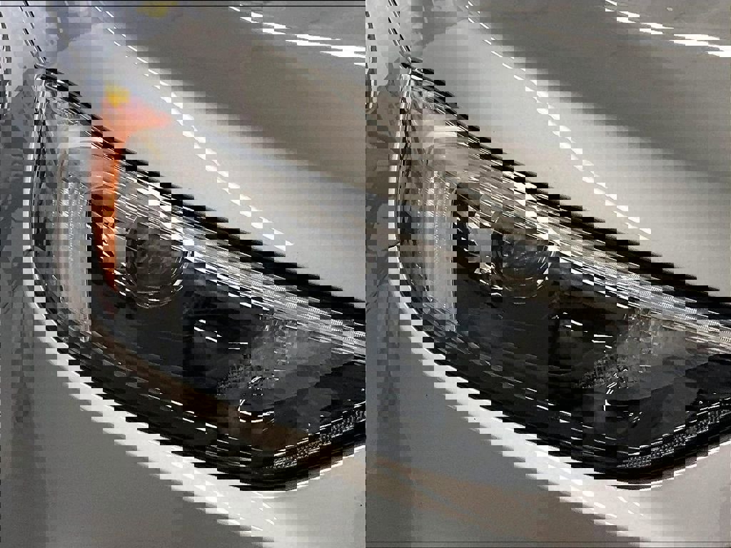 Used 2023 Ford Edge SEL AWD/4WD image 30