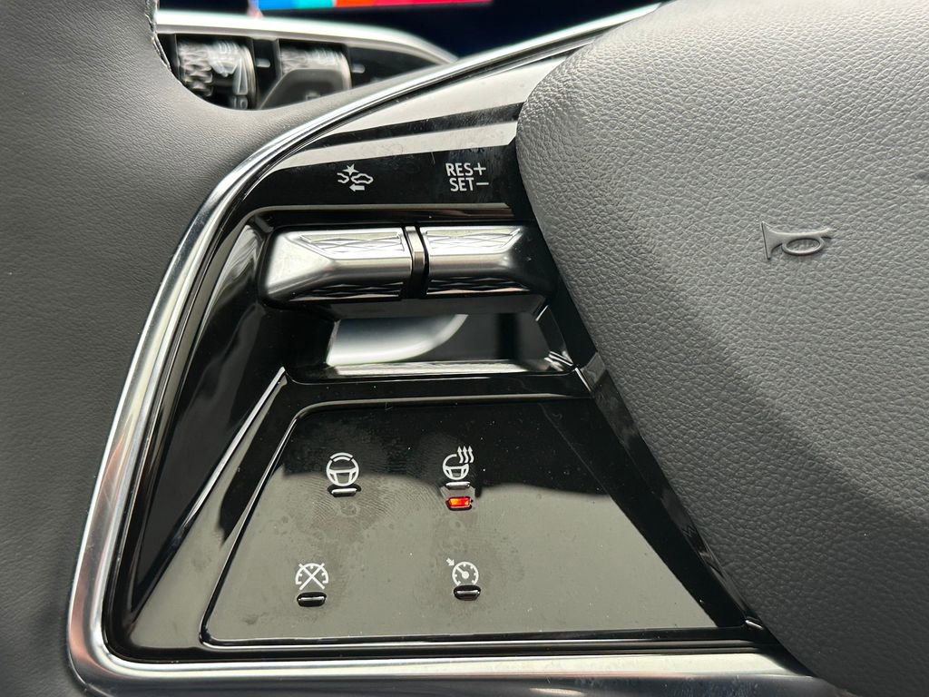 New 2025 Cadillac Lyriq Sport image 33