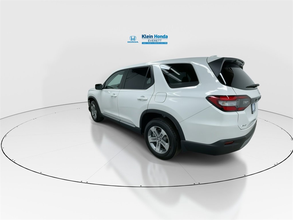 New 2025 Honda Pilot EX-L image 8