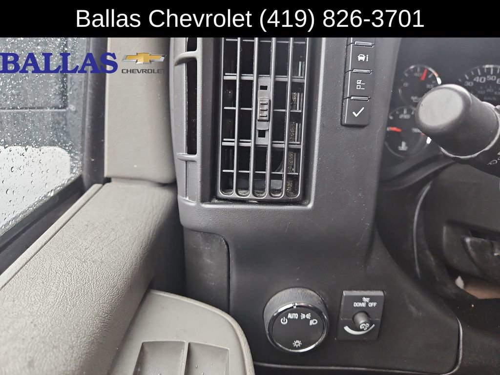 Certified 2016 Chevrolet Express 2500 image 16