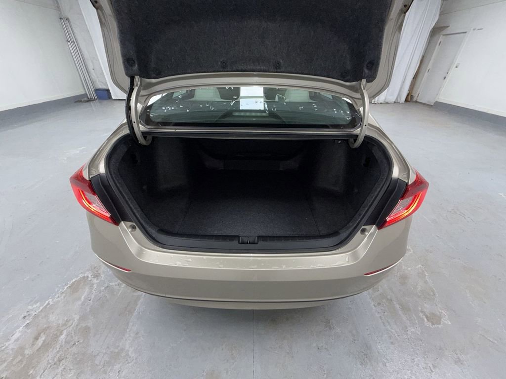 Used 2019 Honda Accord LX image 16