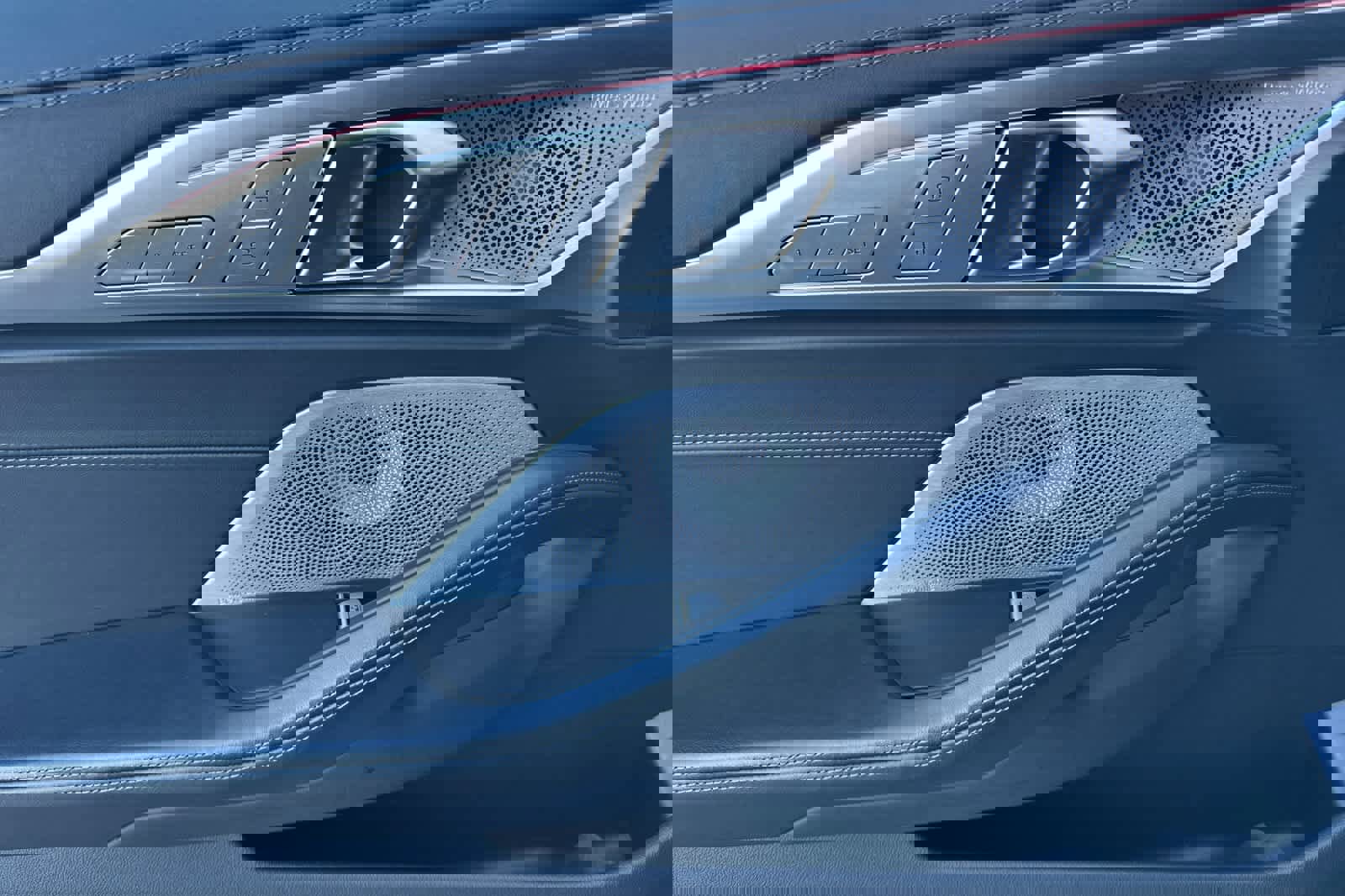 Used 2024 BMW M8 Competition image 12