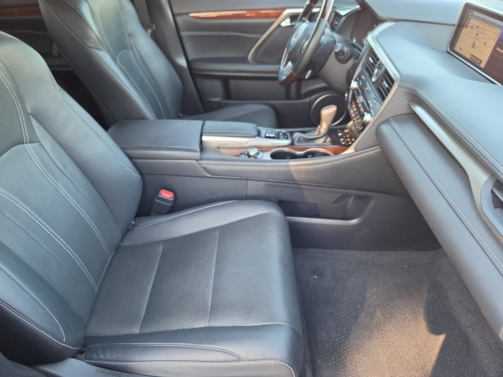 Used 2018 Lexus RX 350L FWD image 19