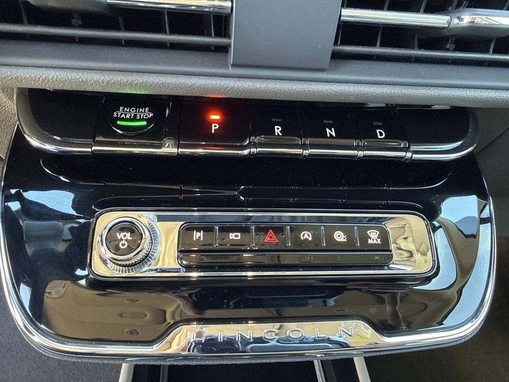 Used 2023 Lincoln Corsair Reserve w/ Equipment Group 202A image 29