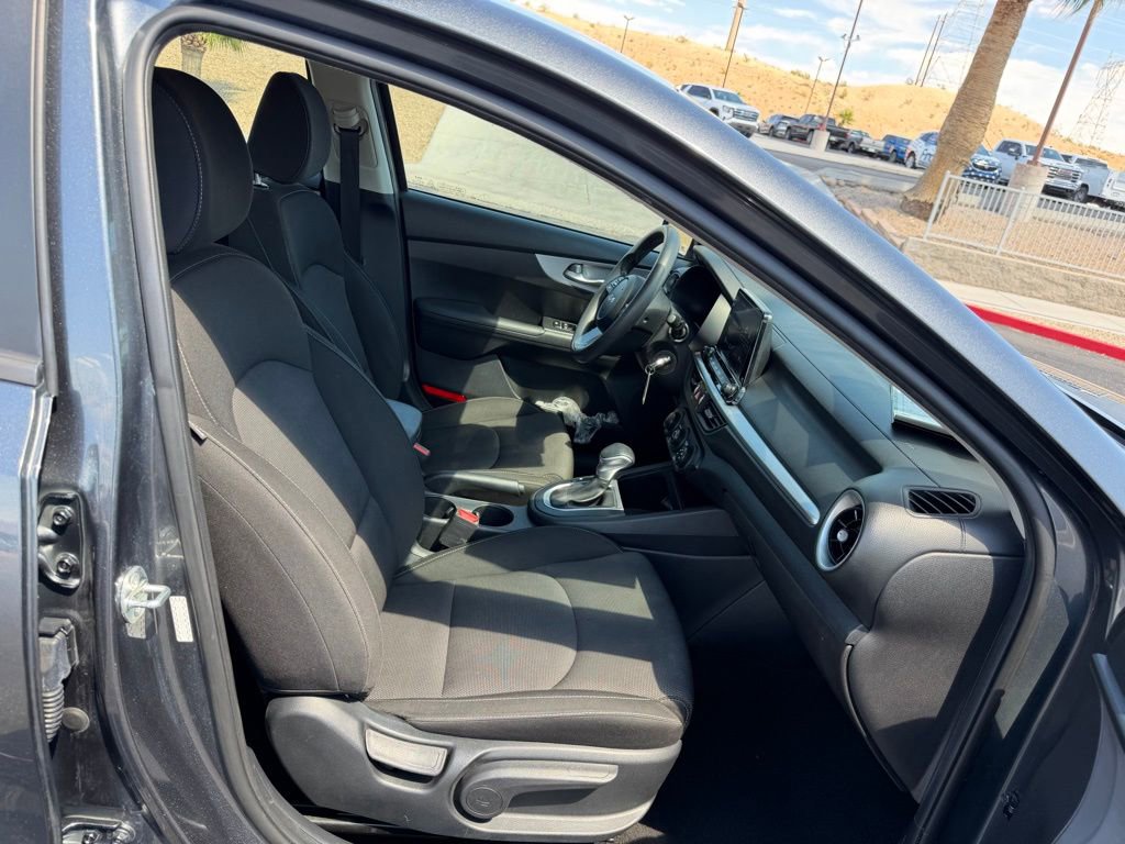Used 2024 Kia Forte LXS FWD image 13